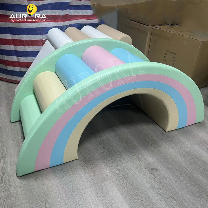 Pastel Baby Soft Play Bloques de escalada para fiestas Alquiler de equipo de juego suave personalizado