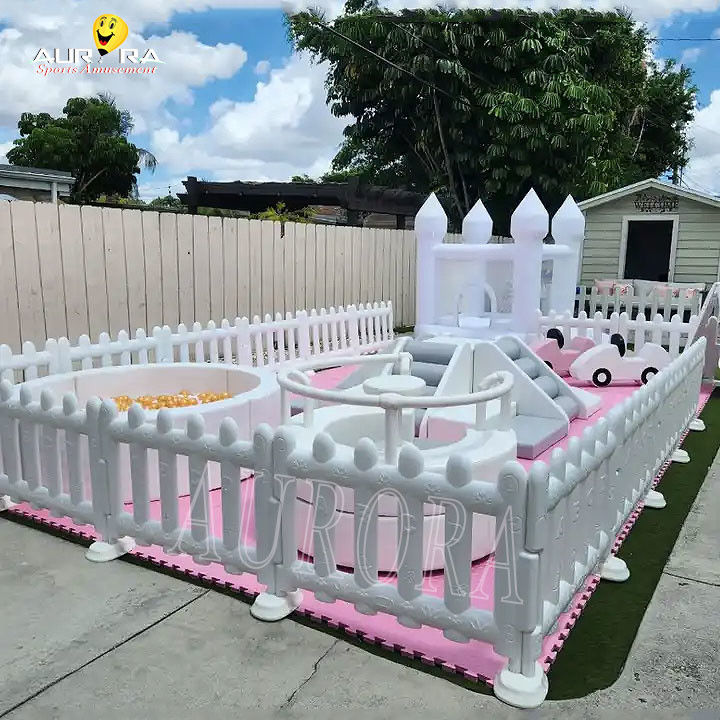 Paquete de juegos blandos de color blanco rosa para patios de juego para bebés