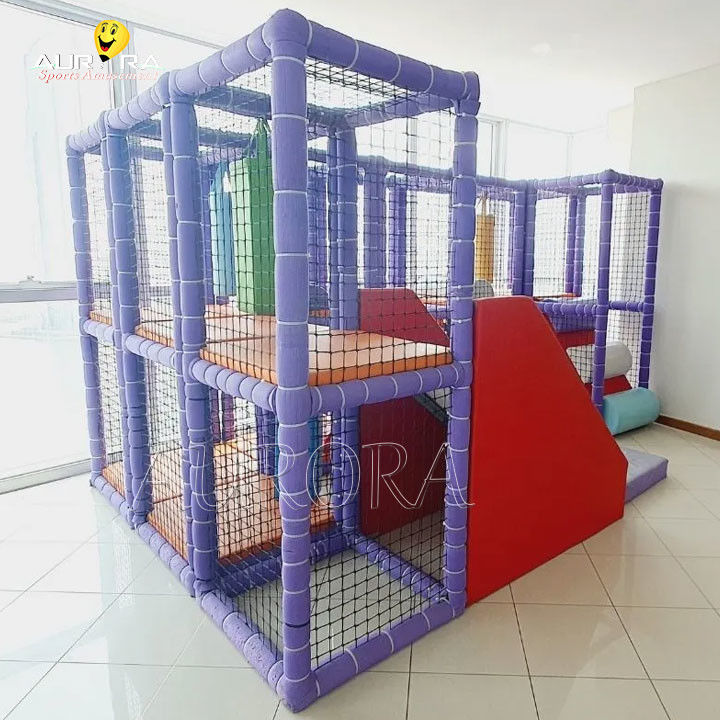 Pequeño área de juego interior suave Equipo de juegos para niños sala de juegos área de juegos McDonalds morado