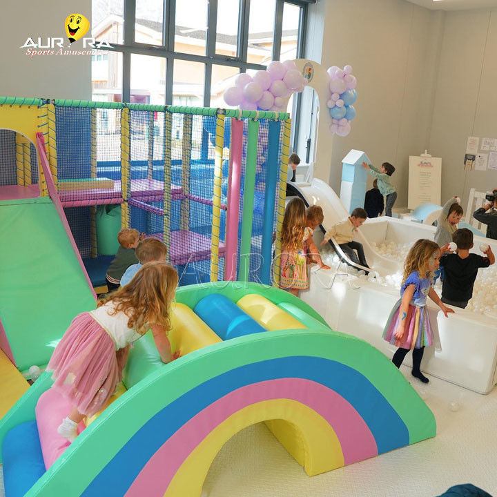 Juegos suaves en interiores Juegos al aire libre Jardín de juegos Fiestas Equipo de alquiler Alquiler de alfombras de juegos Hoyos de pelota