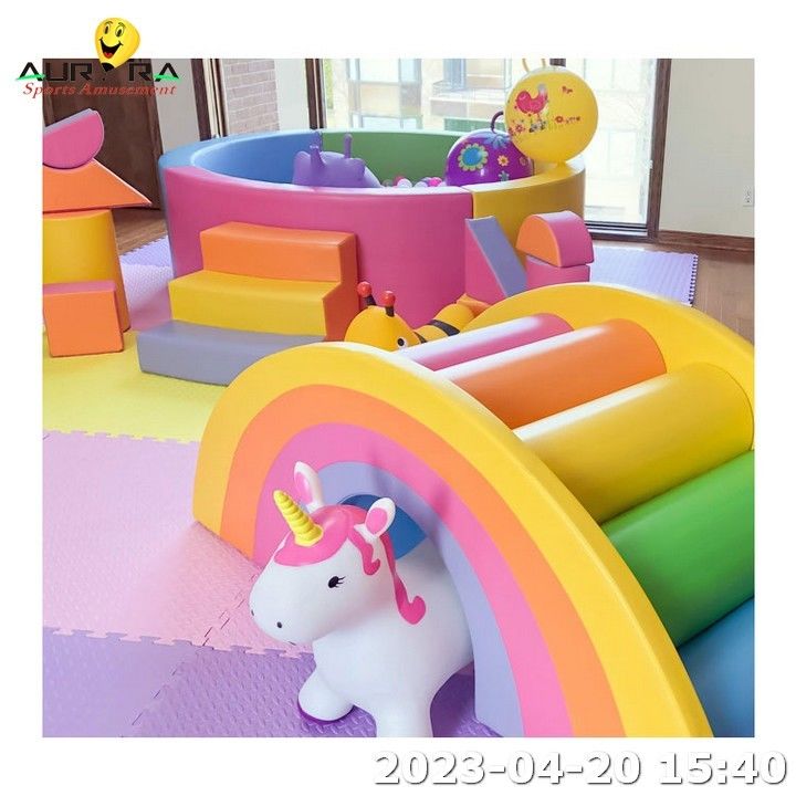 Cuero PU para niños Equipo de juego suave Bloque de espuma Campo de juego interior Pelota Piscina azul
