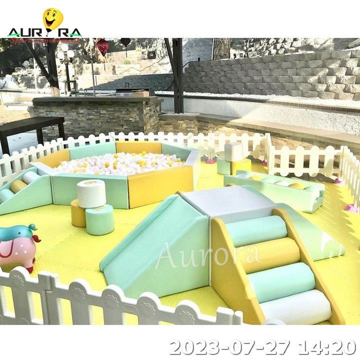 Juego suave Alpinistas Equipo para niños al aire libre Entretenimiento Fosa de pelota azul Parque de juegos interior