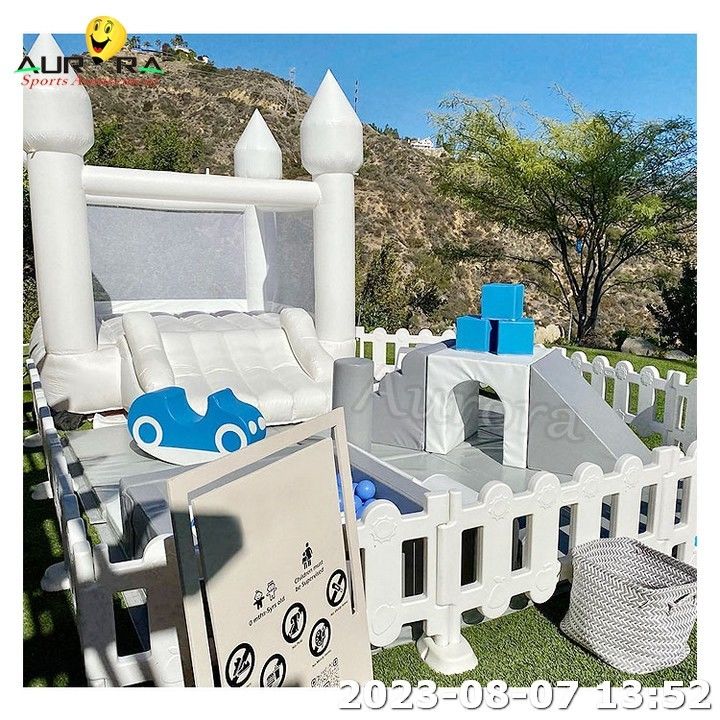 Equipo de juegos para niños de color púrpura patio de juegos para niños de interior