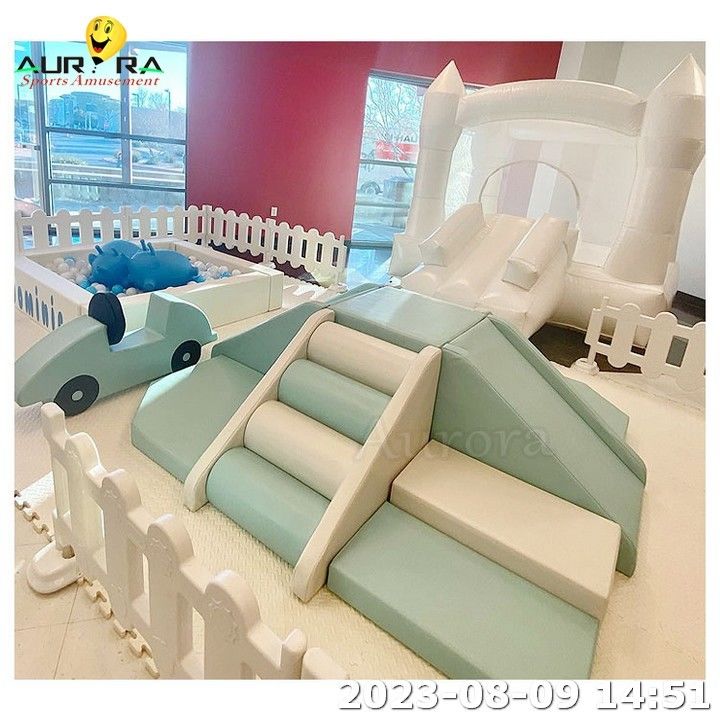 Juguetes de juego al aire libre Equipo de juego al aire libre Indoor Soft Play Rosa con portero