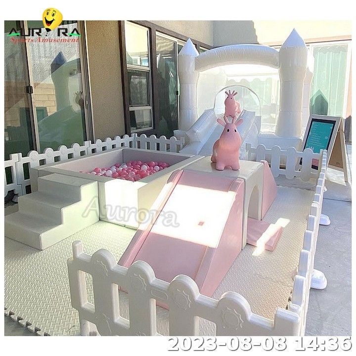 Juguetes de juego al aire libre Equipo de juego al aire libre Indoor Soft Play Rosa con portero