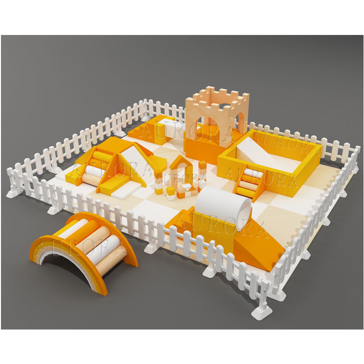 Equipo de juegos suaves de color naranja personalizado Jardín de juegos al aire libre con fosa de pelota
