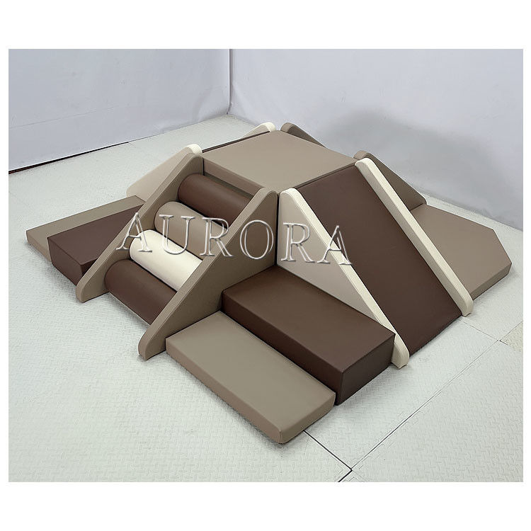 Fábrica de juegos suaves Parque de juegos de café Equipo de color beige Juego suave en interiores Fosa de pelota redonda