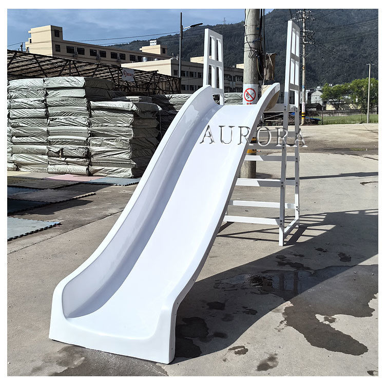 Deslizador ondulado personalizado al aire libre para niños Deslizador de seguridad de plástico popular Deslizador de juego suave